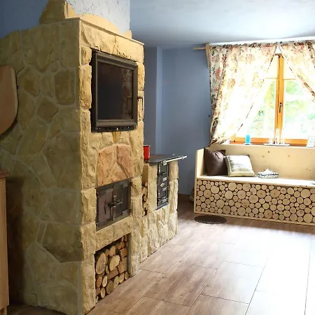 Domek Pod Howyzem Apartament 4 *