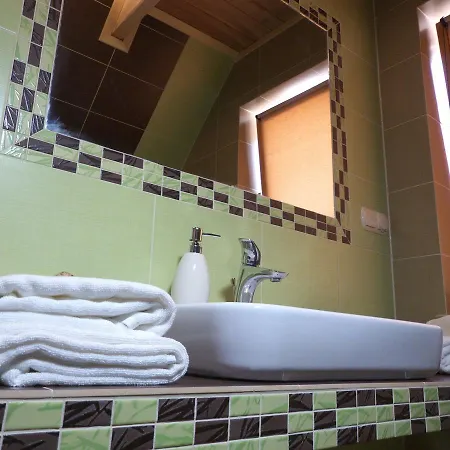 Шале Domek Pod Howyzem Apartament 4 Фрыдман